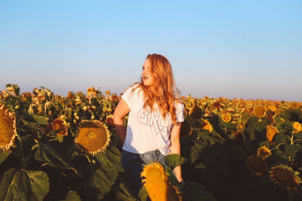 Instagram Sunflower Field Photoshoot Outfit