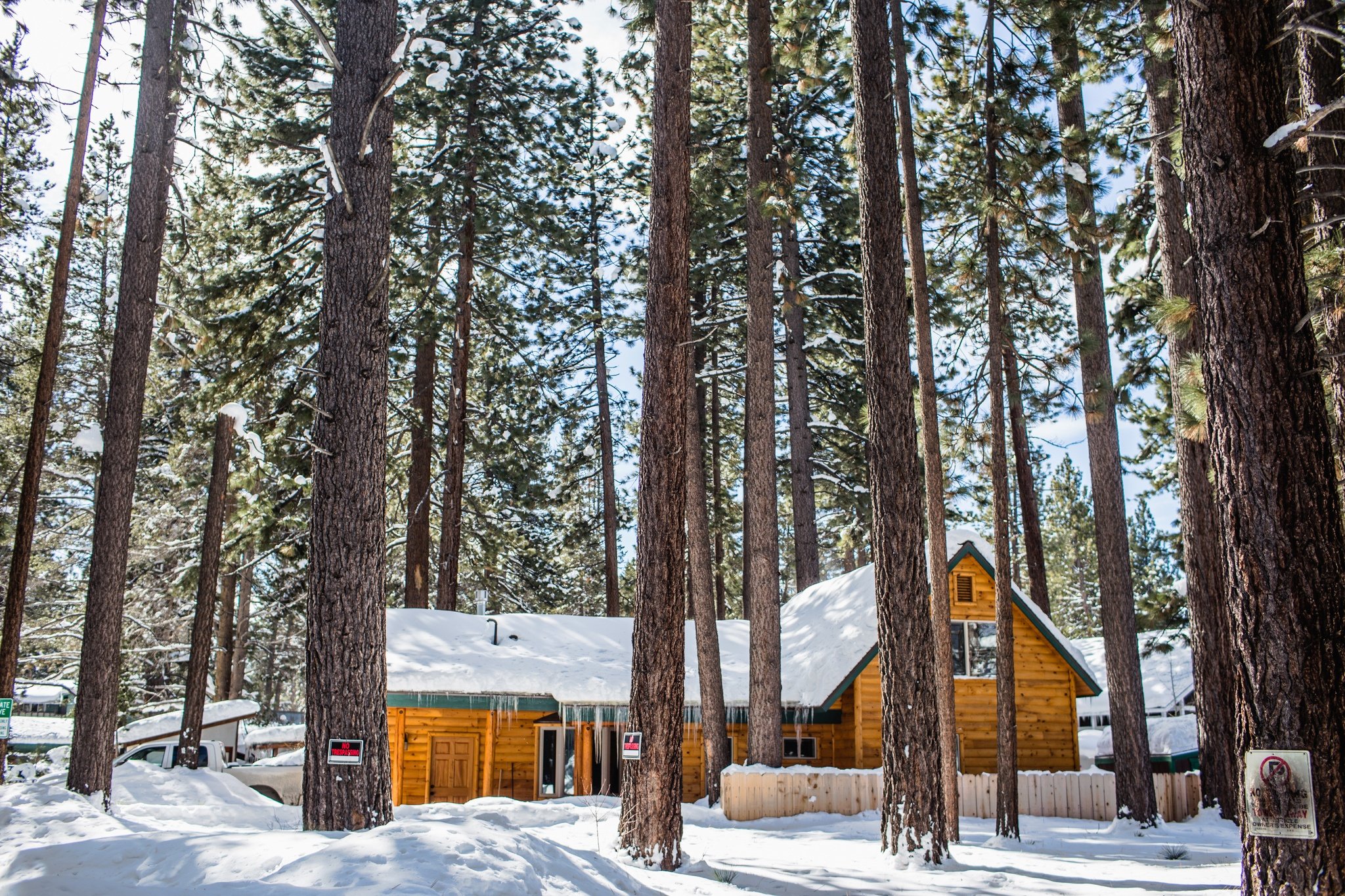 9 Cozy South Lake Tahoe Cabins To Rent For Your Ski Trip